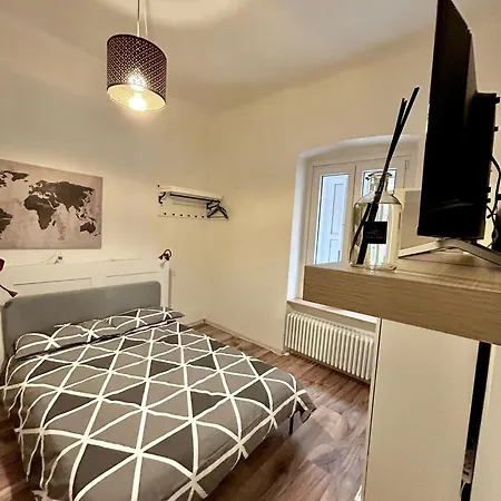 Guest house Zar 4 *